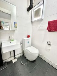 709 ANG MO KIO AVENUE 8 (D20), Shop House #494571661